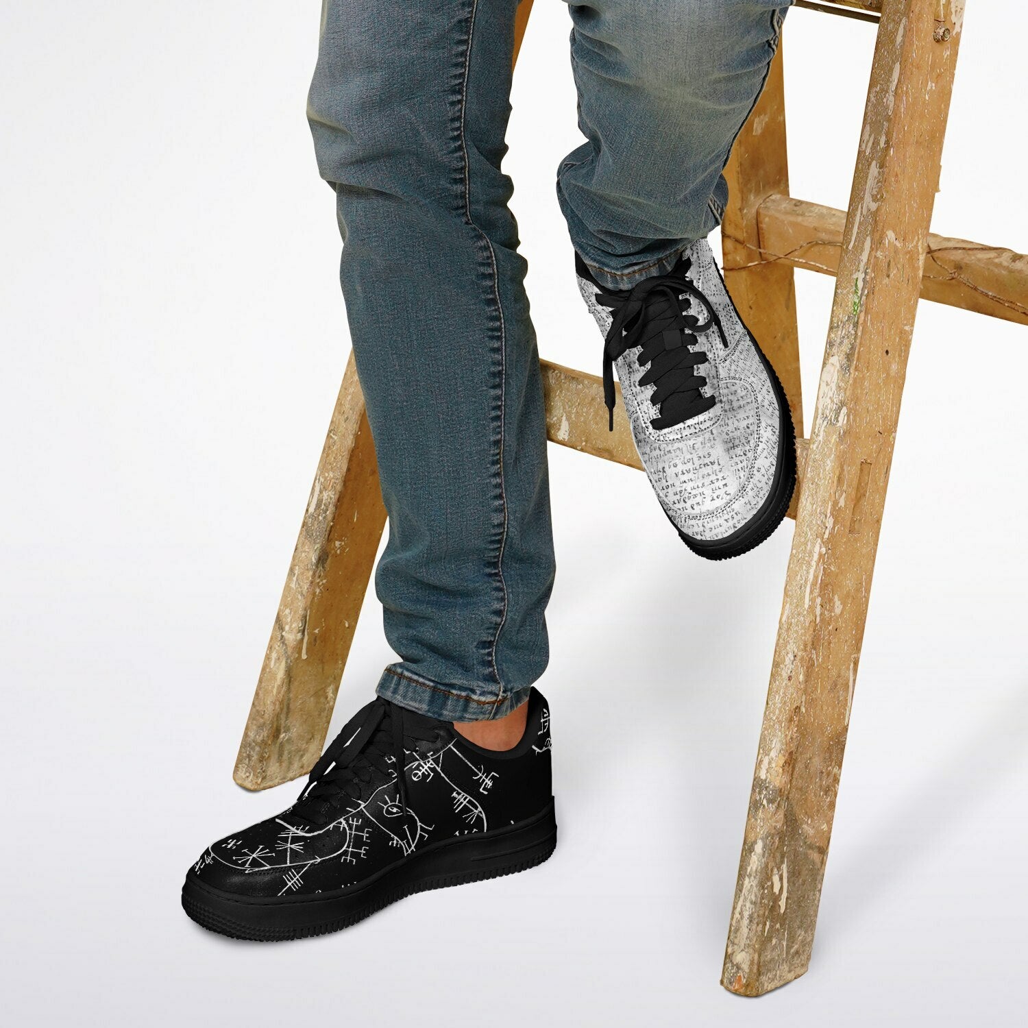 Galdr Sneakers