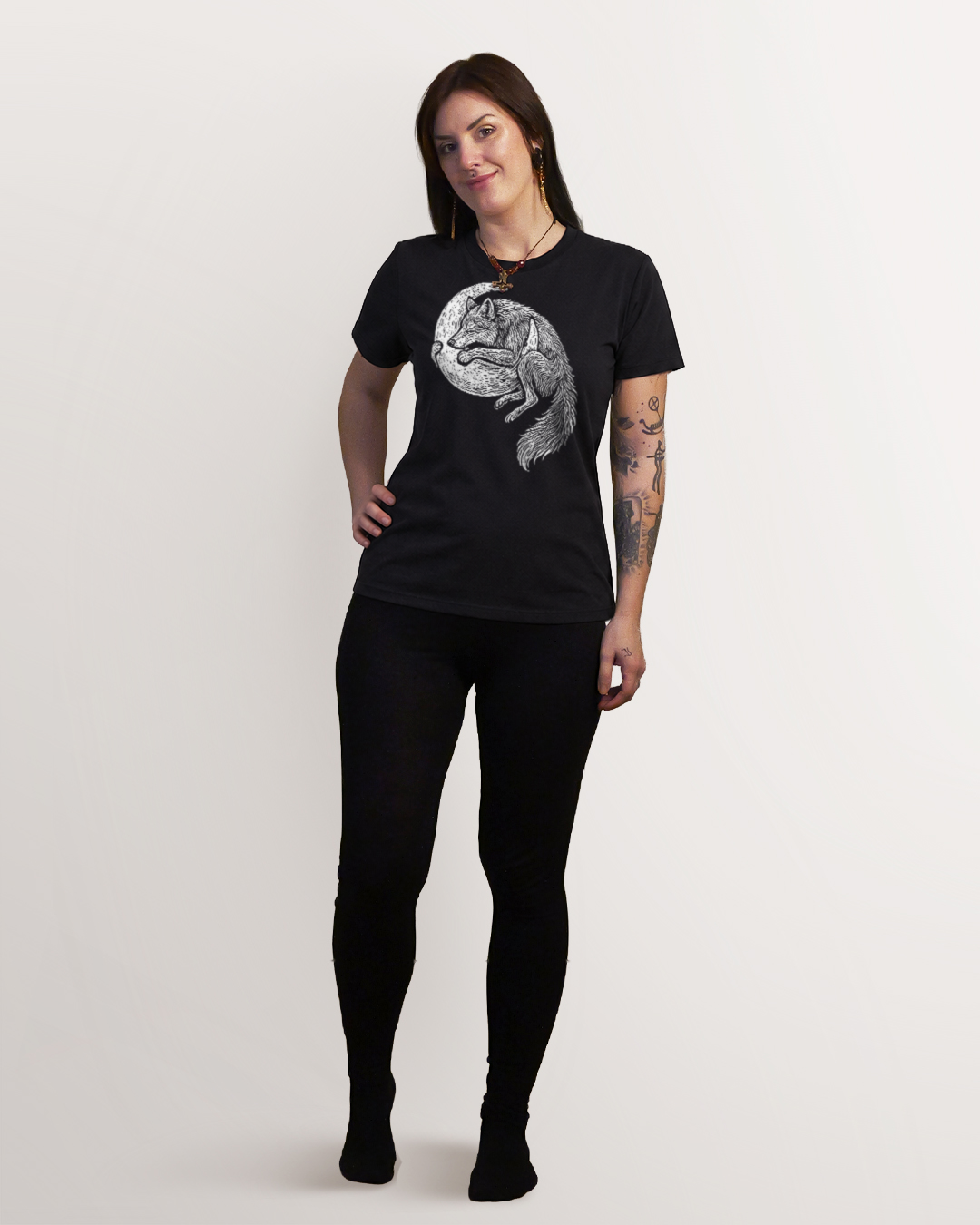 Skoll cuddling Mani T-Shirt