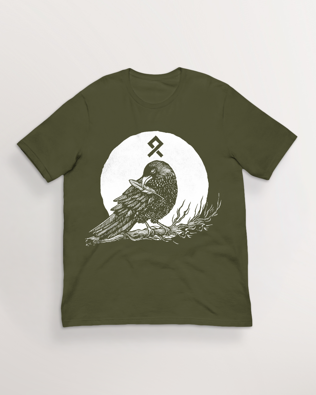 Muninn plucking feathers T-Shirt