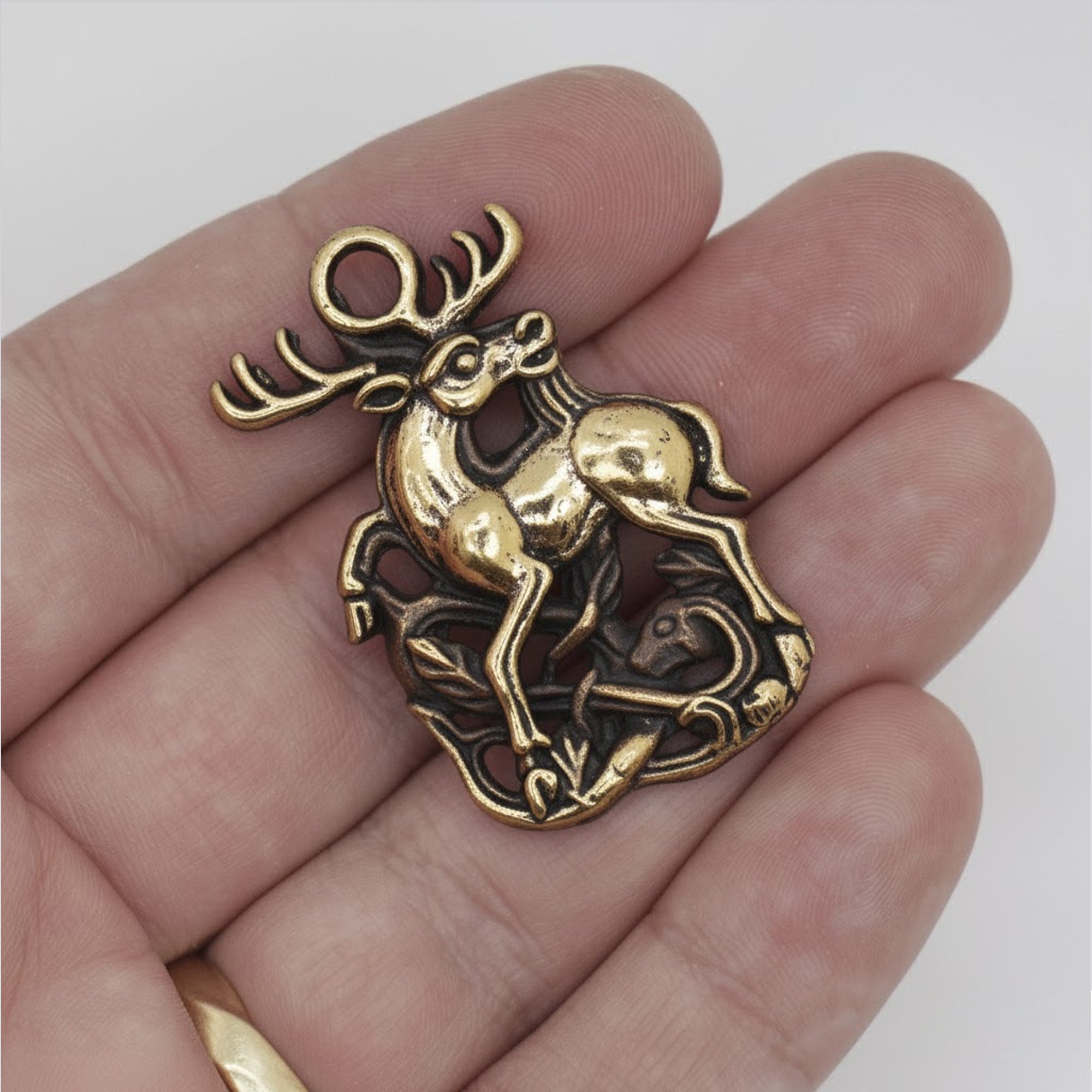Eikthyrnir Pendant