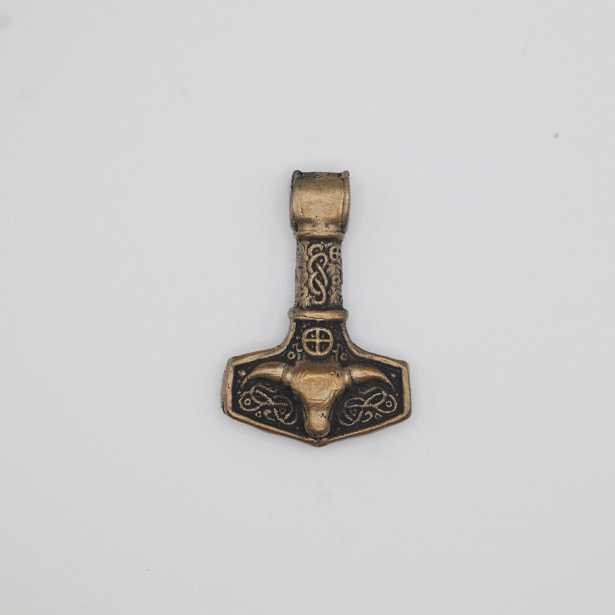 Fylgja Auroch Mjölnir