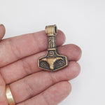 Fylgja Auroch Mjölnir