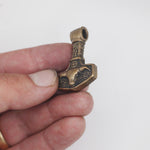 Fylgja Auroch Mjölnir