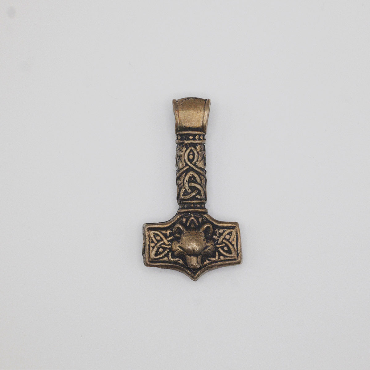 Fylgja Wolf Mjölnir