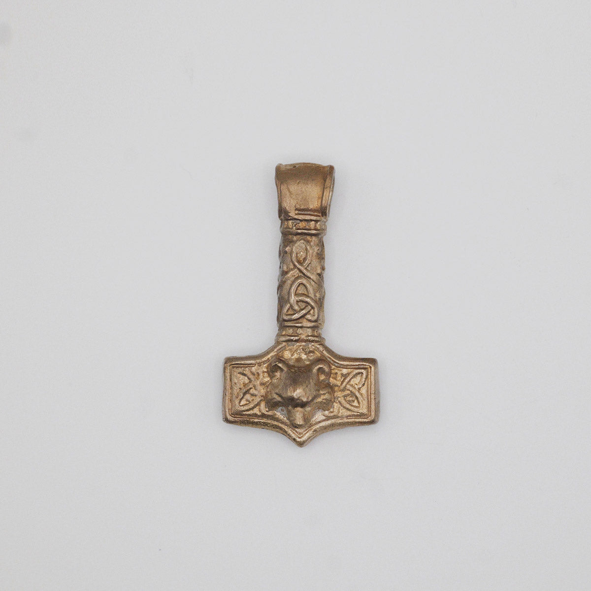 Fylgja Wolf Mjölnir