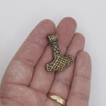 Tailors Tapestry Mjölnir