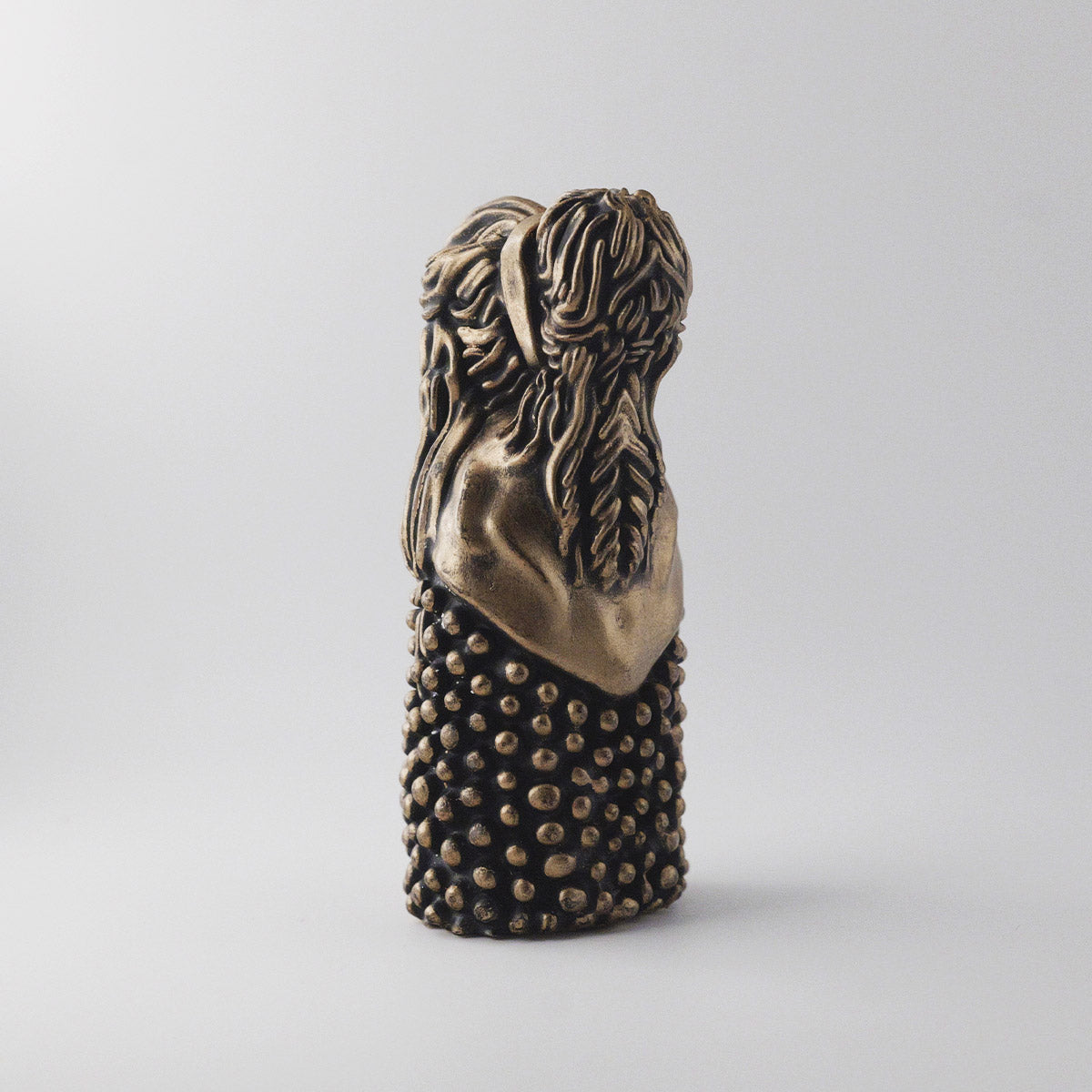 Thrud Statue