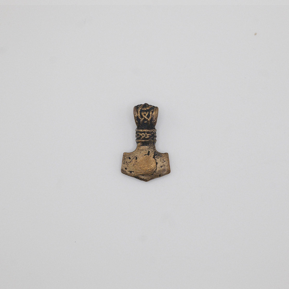 Tiny Knotwork Mjölnir