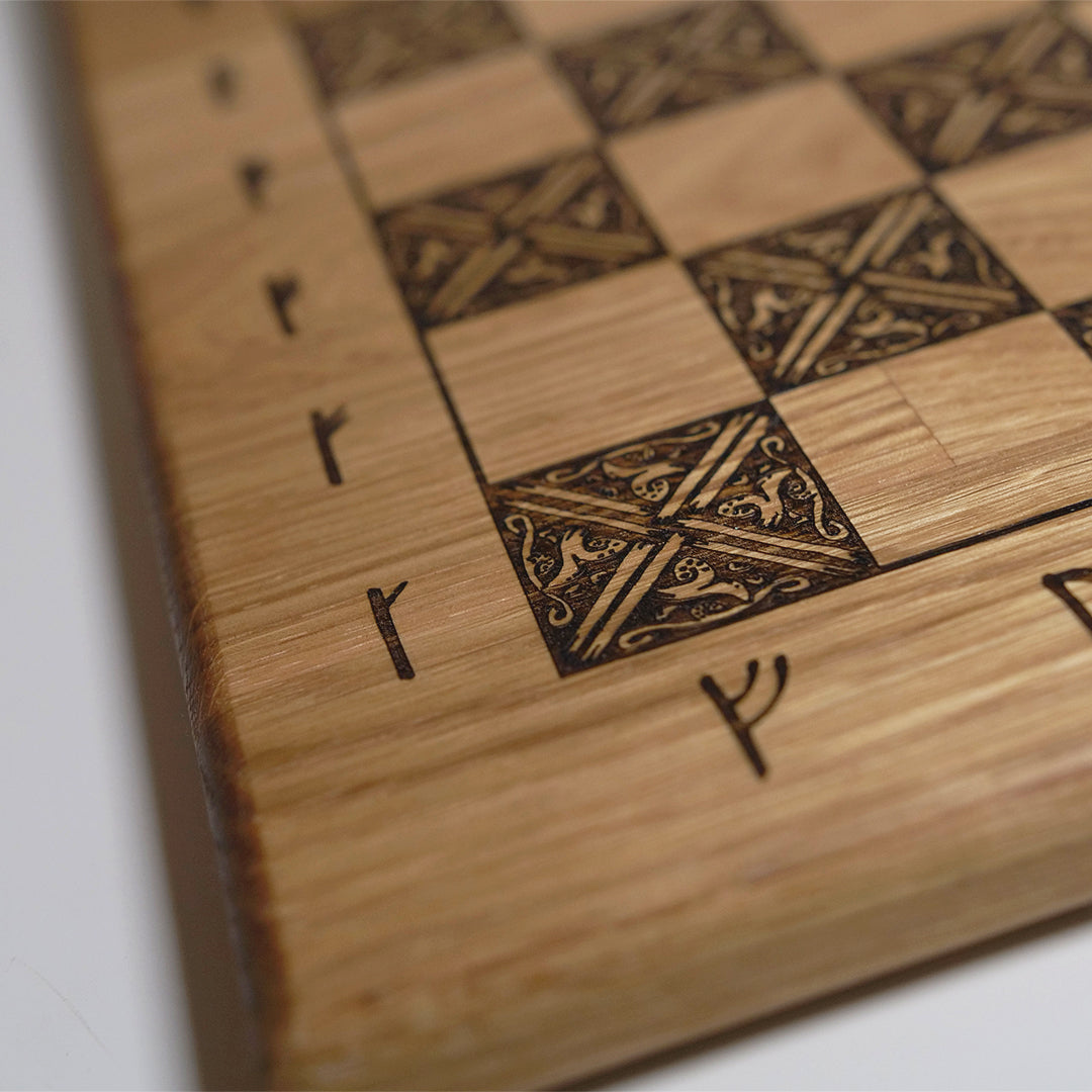 Oak Viking Chessboard