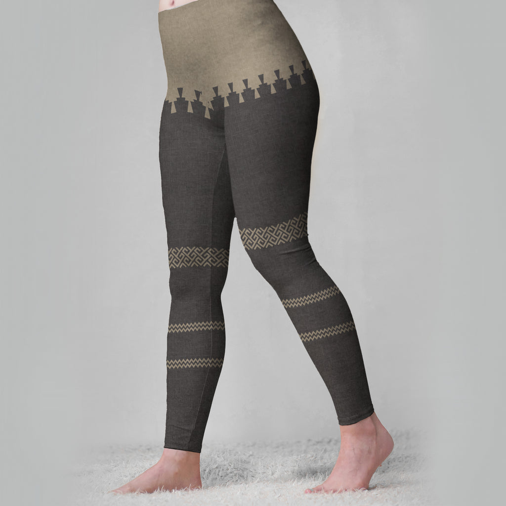 UK CULT APPAREL on X: We have so many WOW designs, we forget how awesome  some of them are! @enqilasunstrider reminds us how beautiful our Kirin Tor  leggings are with this mirror