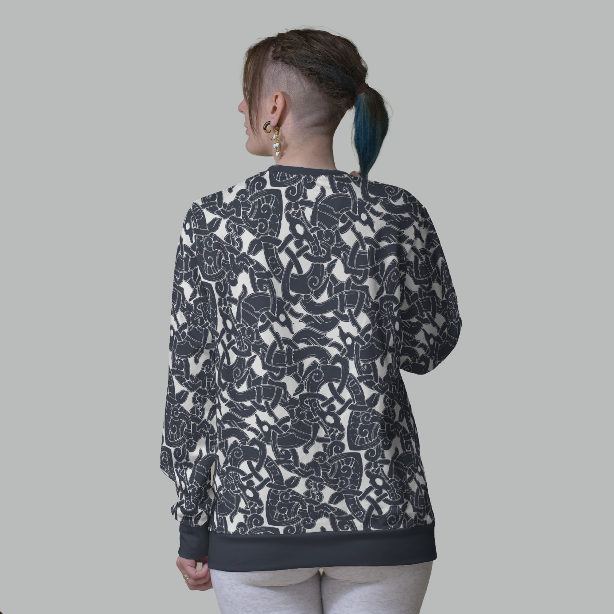 Jelling Wolf Pattern Sweatshirt